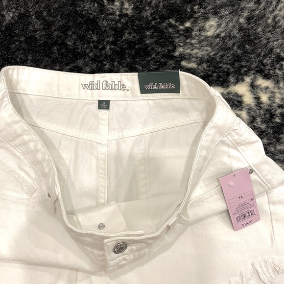 ❌SOLD❌NWT Wild Fable High Rise Shorts - Picture 4 of 8